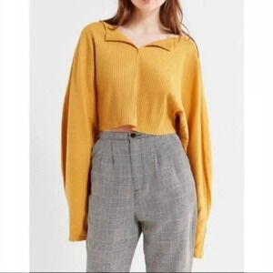 Urban Outfitters Ribbed Long Sleeve V-Neck Crop Top Oversized Women's Size XS